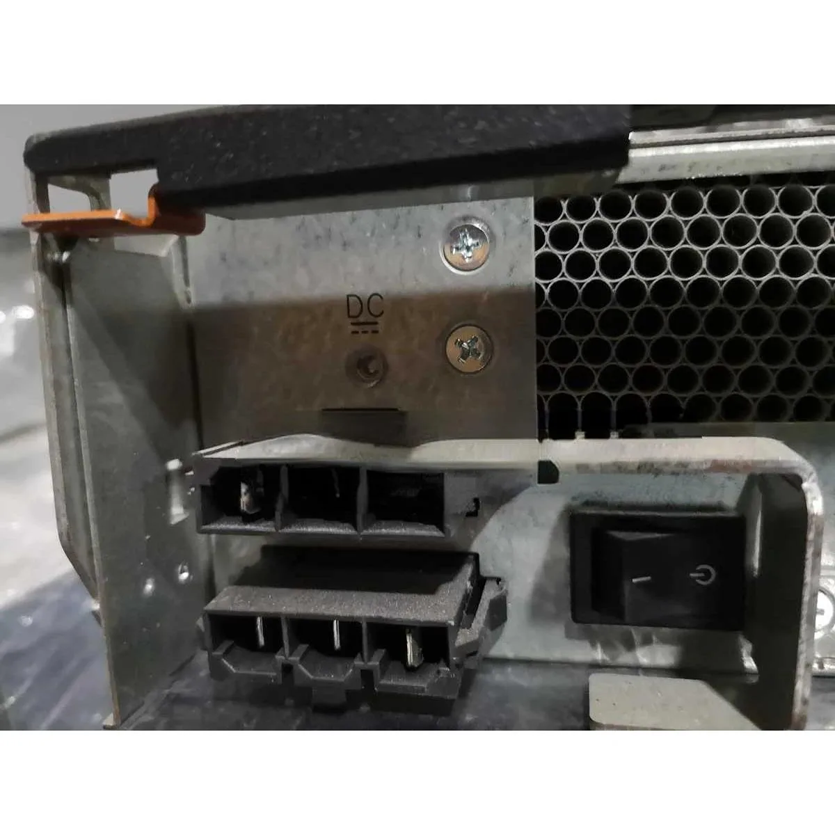 Supersuperuncle Supersuperuncle For SUN 6140 DPS-600QB-1A DC power supply 300-2012 — product photo