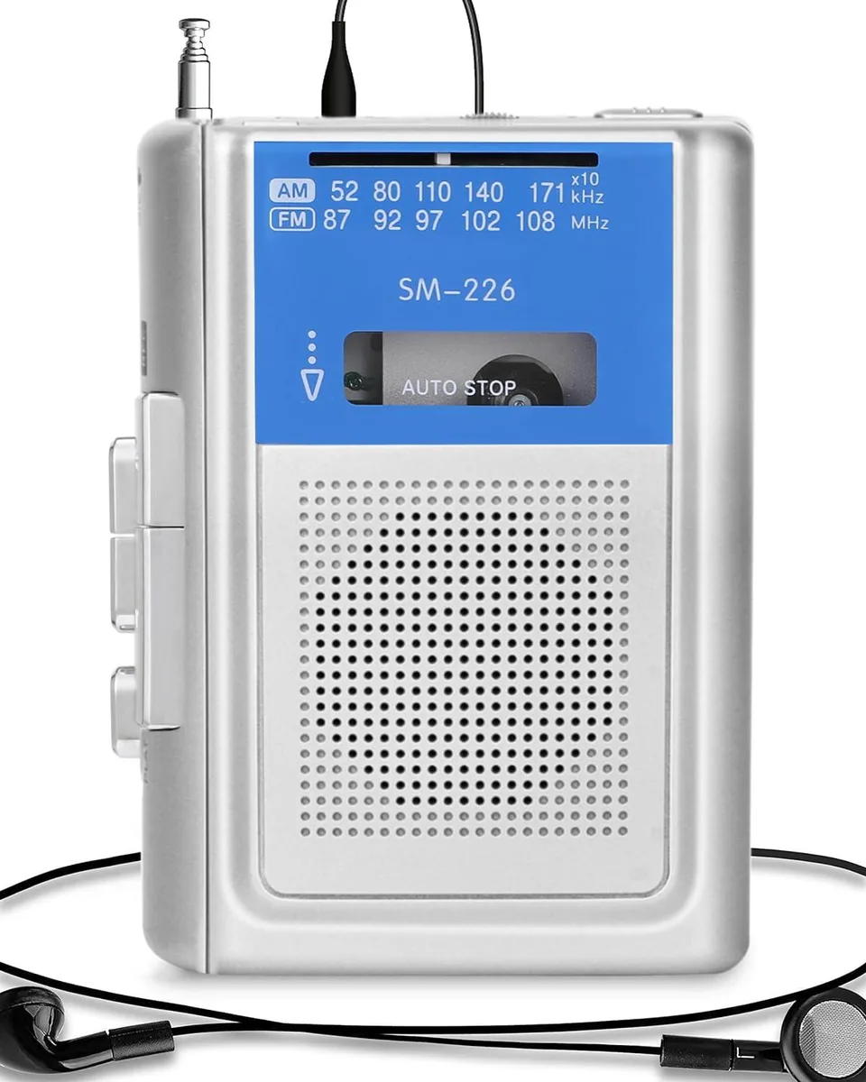  SEMIER Cassette Player Recorder AM FM Black 4.6 x 3.6 x 1.4 in — product photo