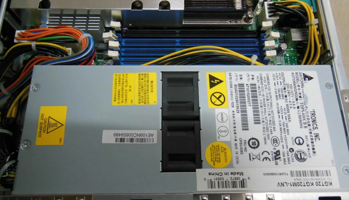 OIAGLH OIAGLH R510 G7 600W Server Power Supply TDPS-600CB B REV:01F — product photo