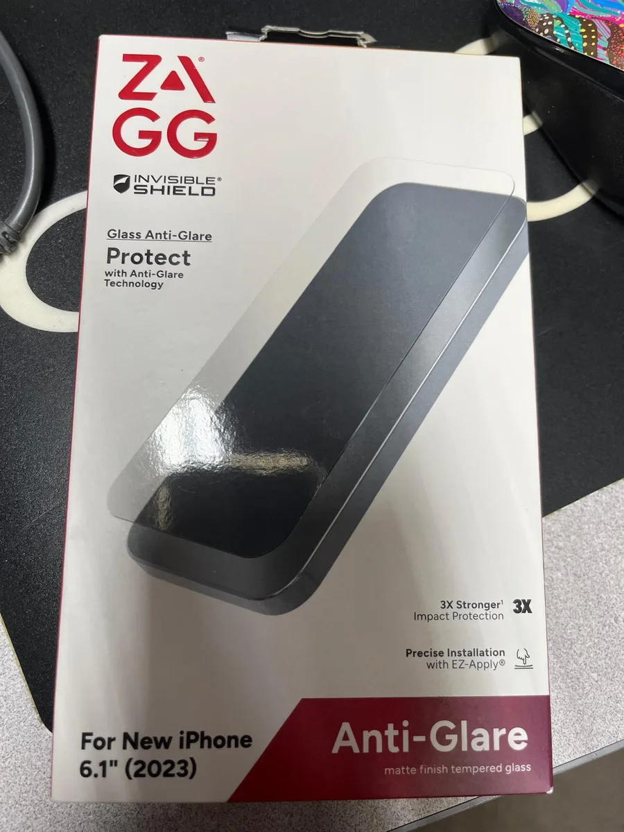 ZAGG ZAGG InvisibleShield Glass Anti-Glare Screen Protector for iPhone 15 — product photo