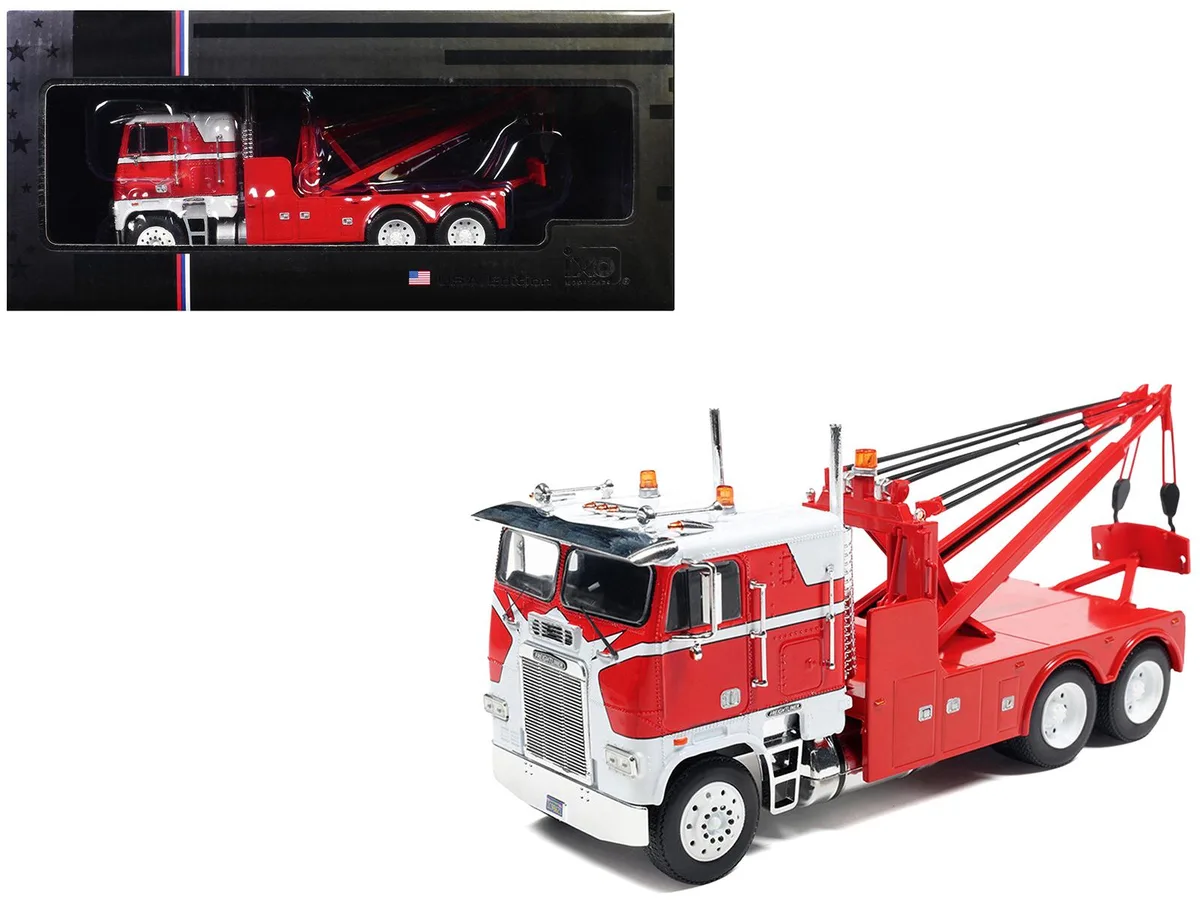 Ixo Models Ixo Models 1987 Freightliner FLA Tow Truck Red White 1/43 Diecast Hobby Collectible — product photo