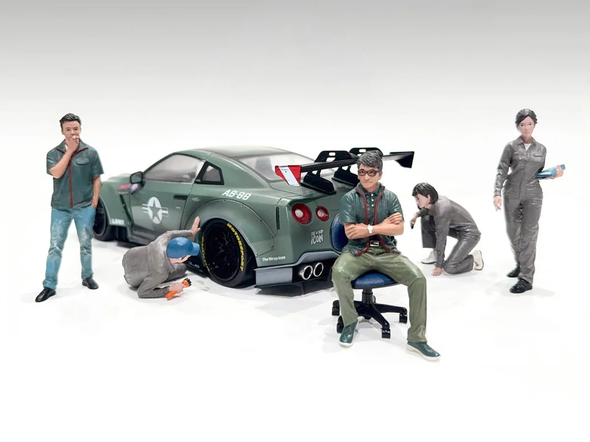 American Diorama American Diorama Top Tuners 5 Figure Set Premium 1/24 Scale — product photo