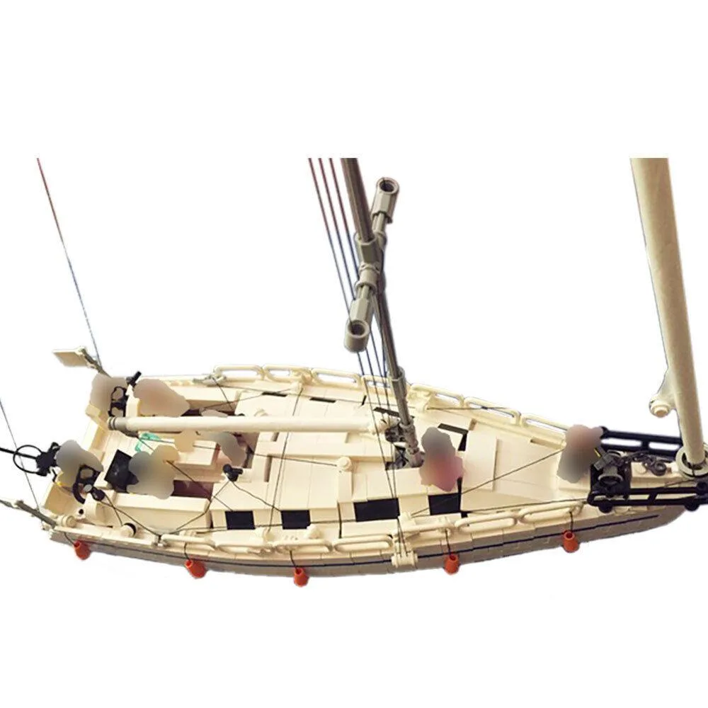 ZITIANYOUBUILD ZITIANYOUBUILD White Sailboat Model 712 Pieces MOC — product photo