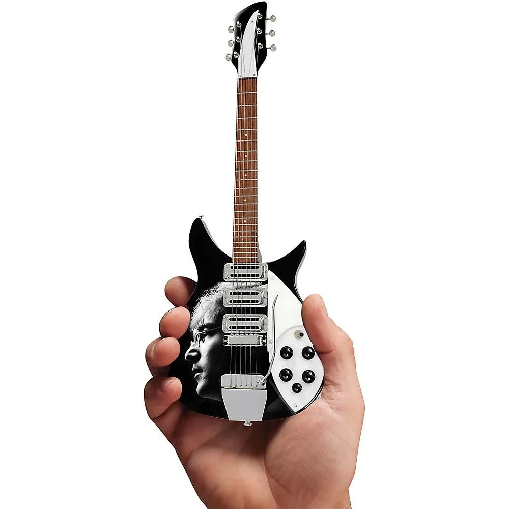 Axe Heaven Axe Heaven FF-004 1:4 scale miniature guitar accessory — product photo