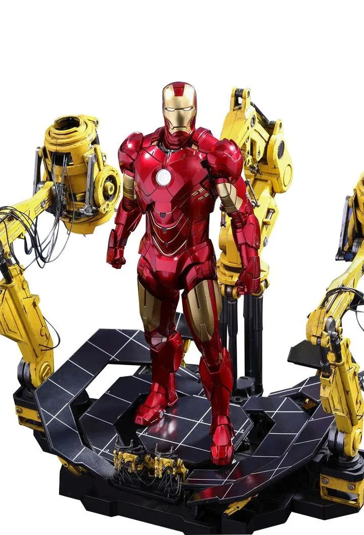 Hot Toys Hot Toys MMS462D22 Iron Man Mark IV with Suit-Up Gantry Action Figure — product photo