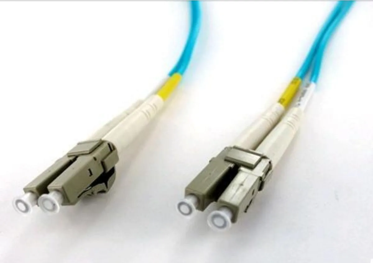 Axiom Axiom LC/LC Multimode Duplex OM4 50/125 Fibre Optic Cable 60m — product photo