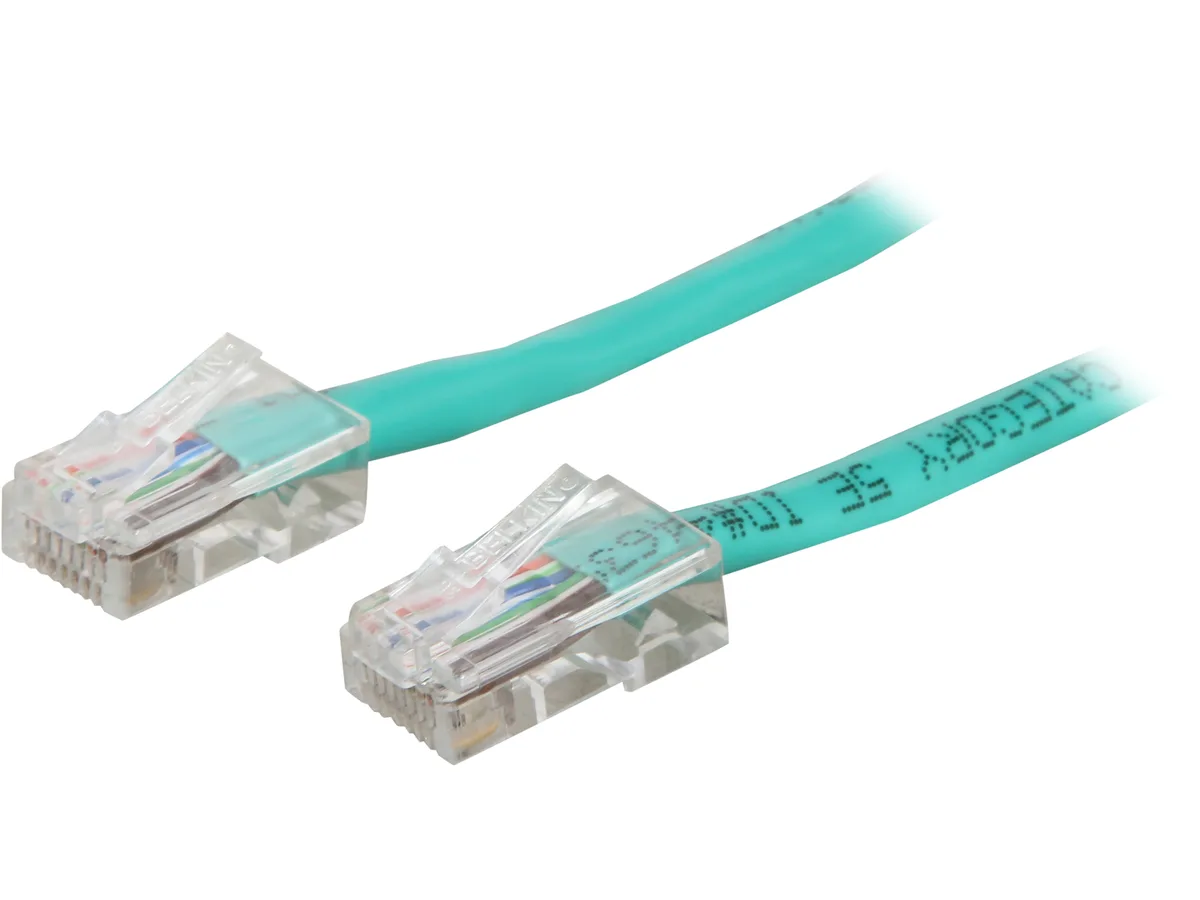 Belkin Belkin A3L791-08-GRN Cat 5E 8 ft Green network ethernet cable — product photo