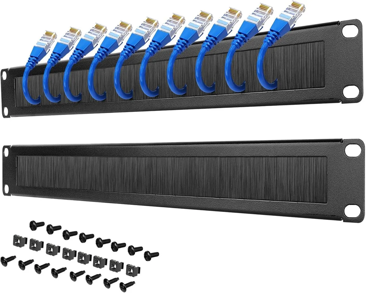 BFKK BFKK 1U 19" Rack Brush Panel Black 2 Pack — product photo