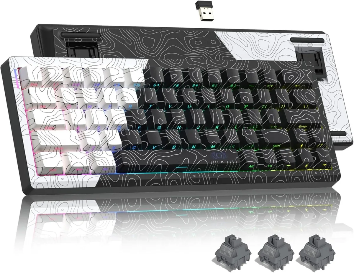 TUKO TUKO Q61 60% Gaming Keyboard QMK VIA Hot-swap POM Linear Switches 55g — product photo