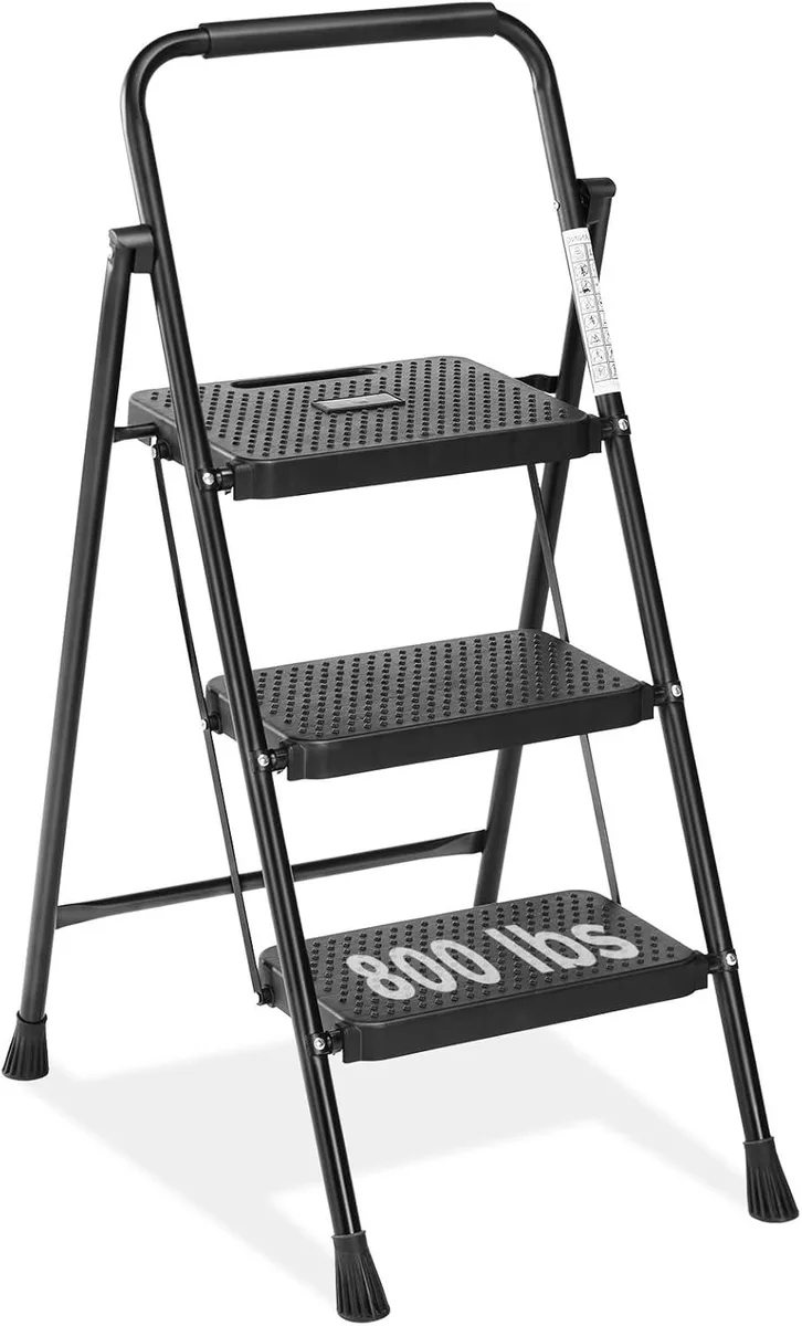 Silver three-step folding ladder with wide anti-slip treads and cushioned handle grip