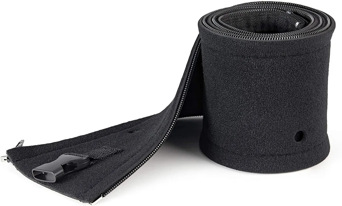 STARTECH STARTECH WKSTNCMZP 40in 1.2in Neoprene Cable Management Sleeve — product photo