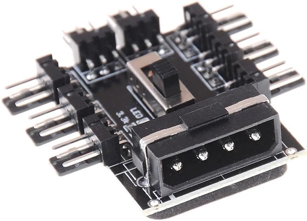 Vszerda Vszerda 8-way fan hub 7/12V Molex-powered internal power cable — product photo