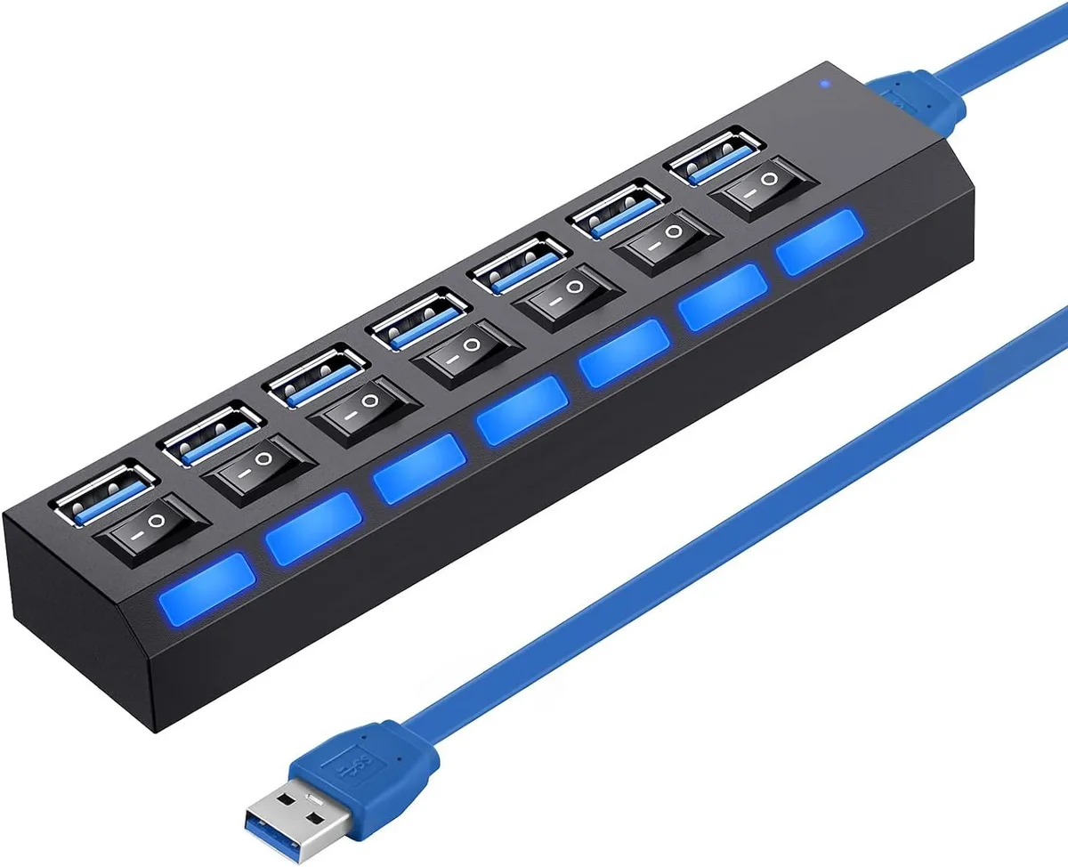 censreal censreal 7 Port USB 3.0 Hub with Independent Switches (Black) — product photo