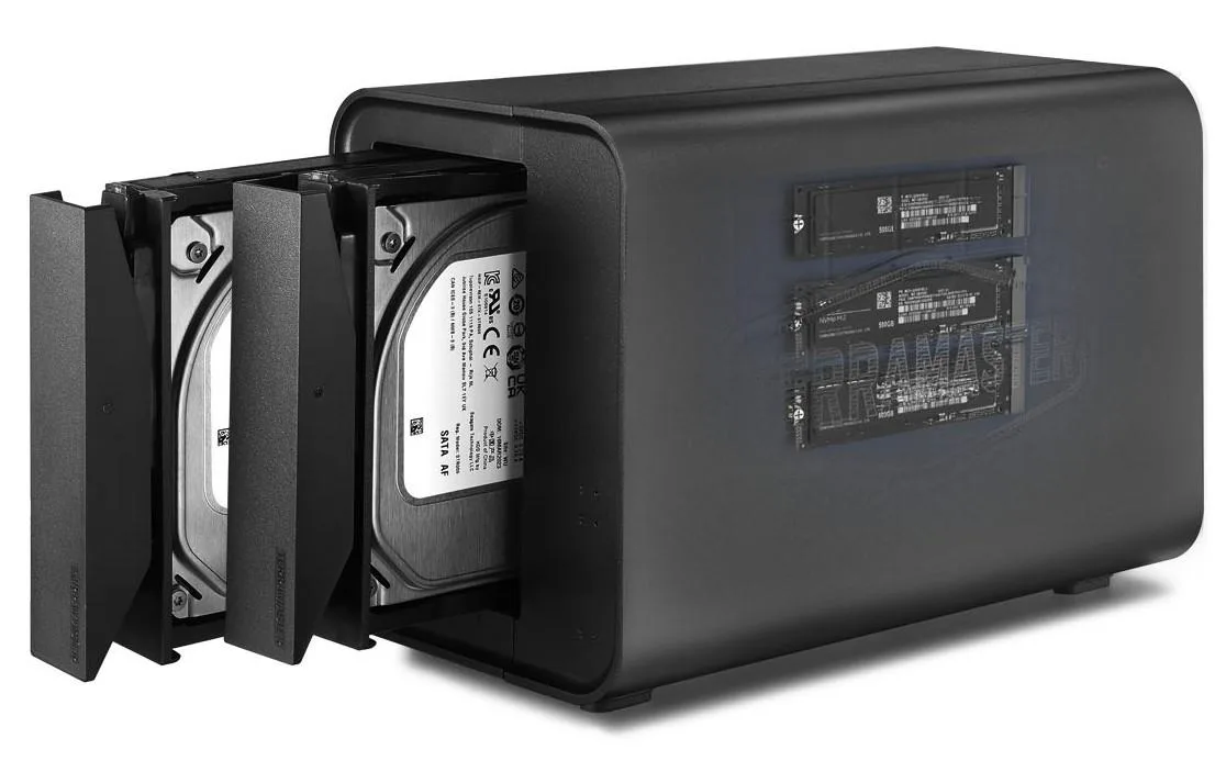 TERRAMASTER TERRAMASTER D5 Hybrid 2+3 Bay Drive Enclosure — product photo