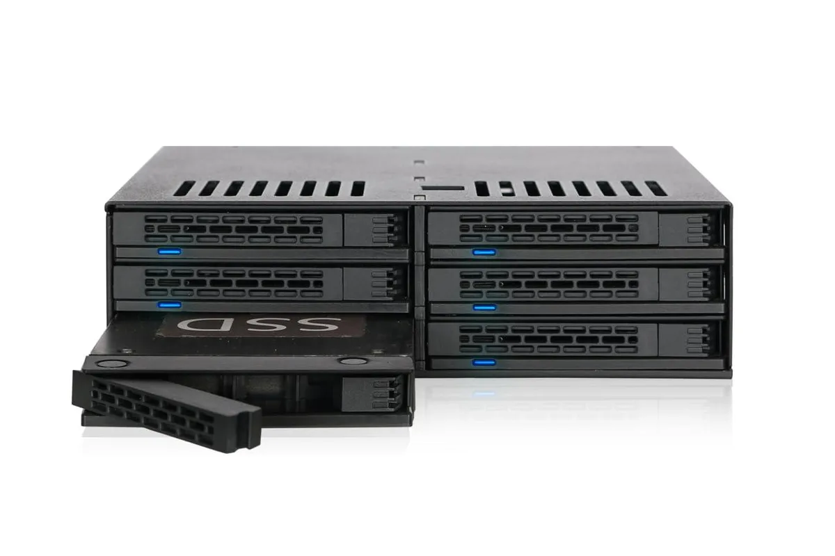 LORDWORLD LORDWORLD MB326SP-1B 6-Bay 2.5" SATA/SAS Hot-Swap Mobile Rack for 5.25" Bay — product photo