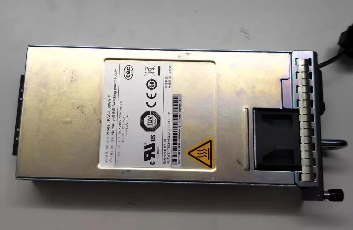 KHACHIMO KHACHIMO PAC-600WA-F 600 W power supply — product photo