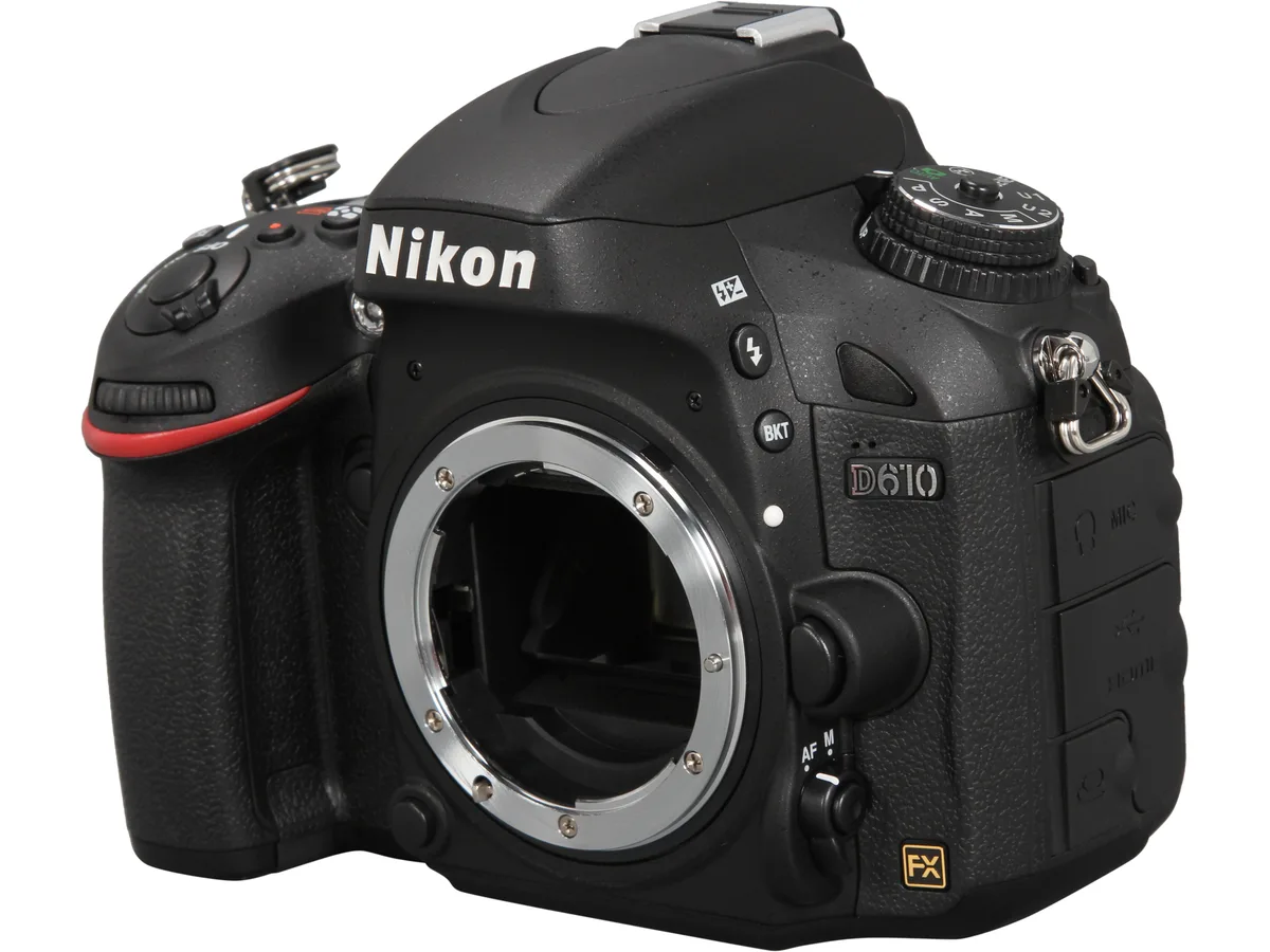 Nikon Inc Nikon Inc 1540 D610 24.3MP FX-format dslr camera body — product photo