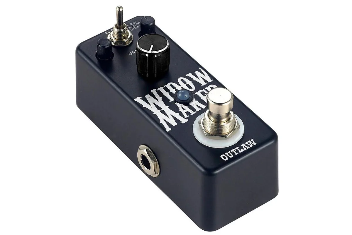 Outlaw Effects Outlaw Effects Widow Maker Metal Distortion Guitar Pedal — product photo
