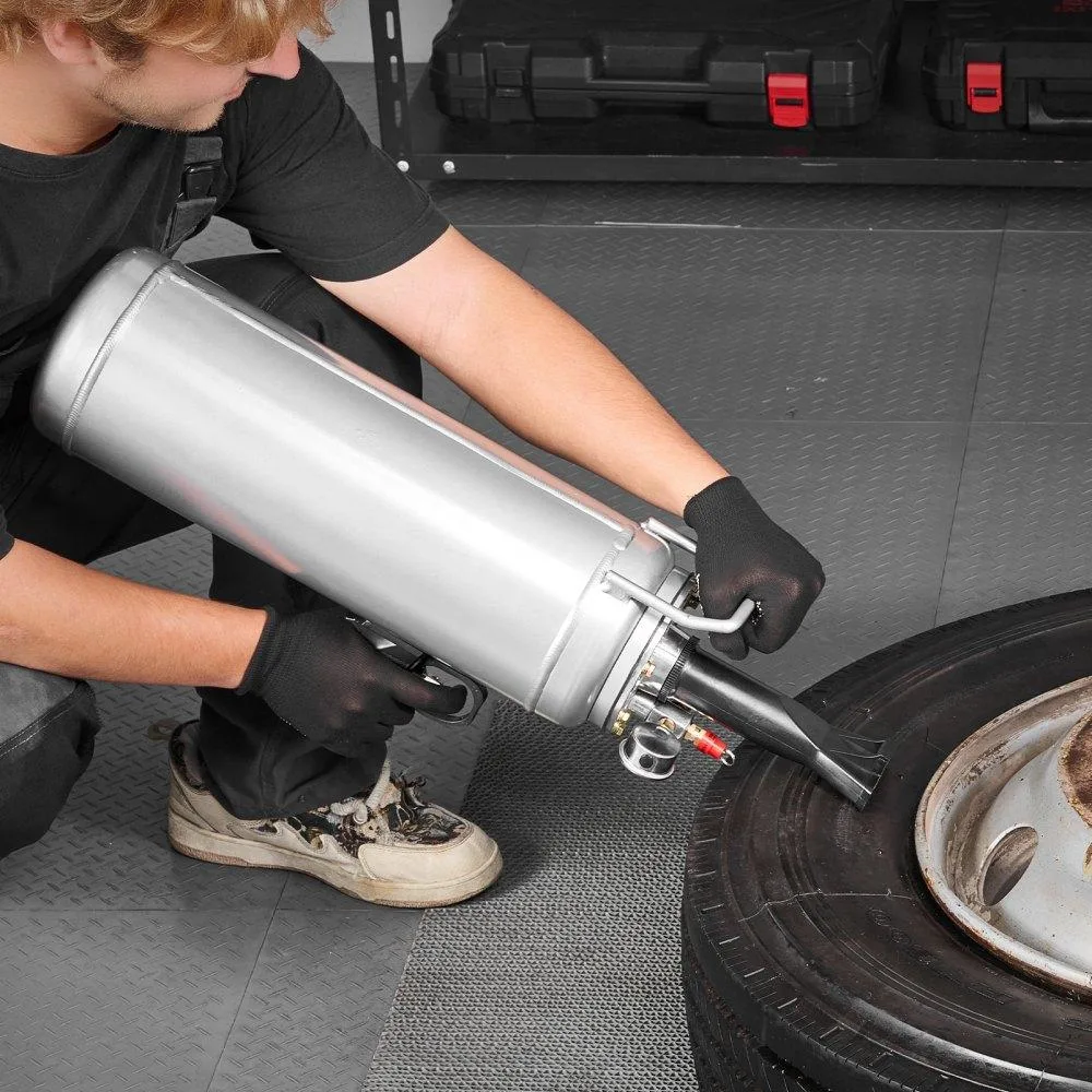 VEVOR VEVOR Portable Tire Bead Seater 2.6 Gal 10 L 87-116 PSI — product photo