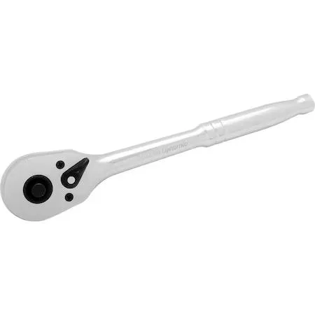 Chrome 1/2 inch drive ratchet with teardrop head and quick release button