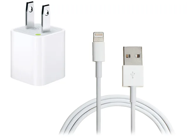 4XEM 4XEM 4XAPPLKIT3 White iPhone iPod Charger Kit 3ft — product photo
