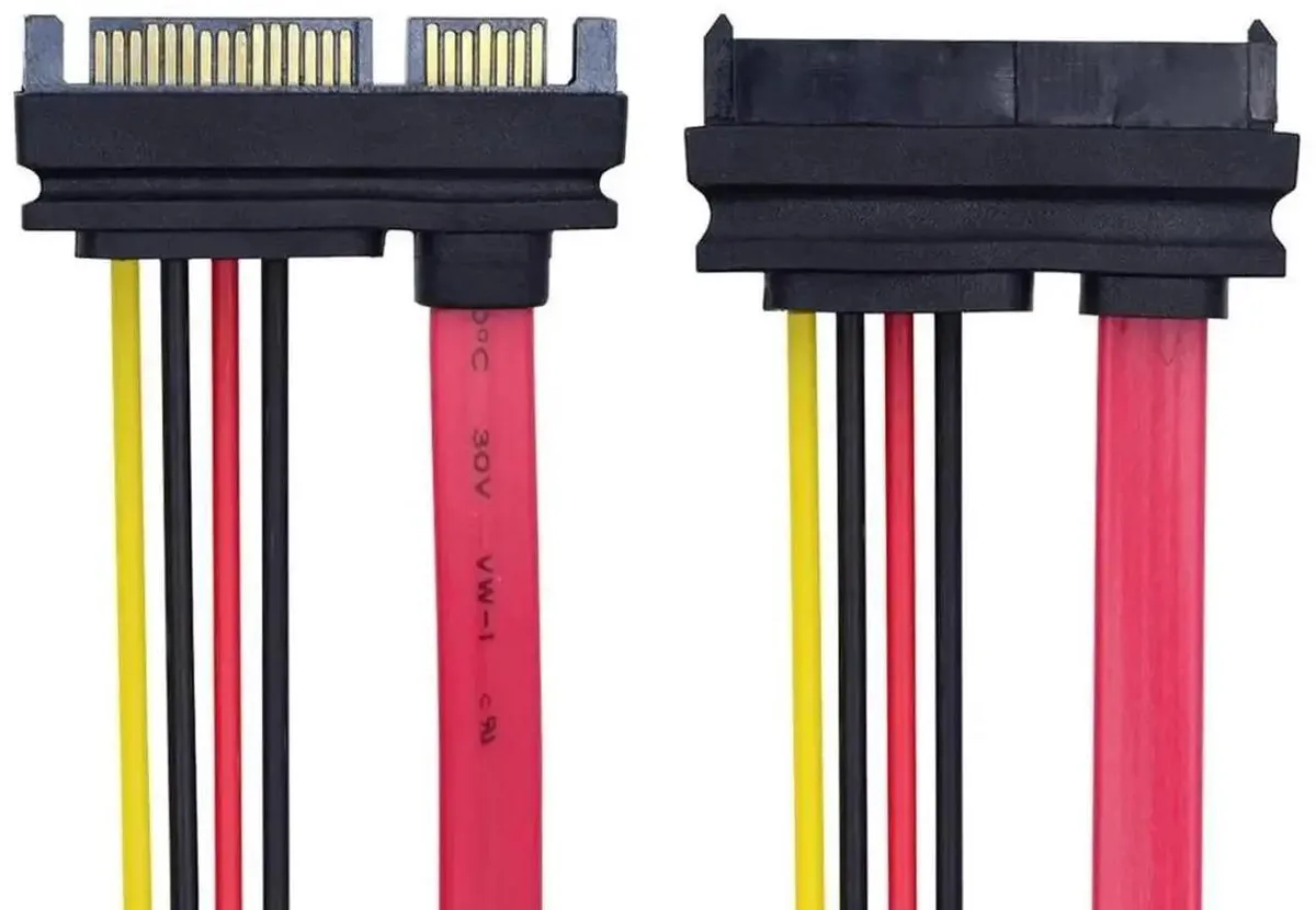 SMUGDESK SMUGDESK SFF-8482 SAS 29Pin to SATA 22Pin Cable — product photo