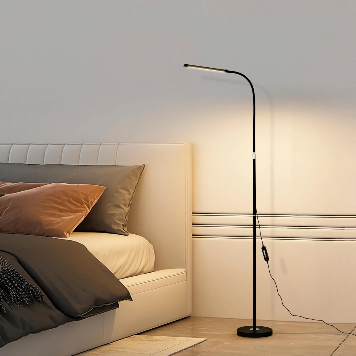 Garwarm Garwarm 10W Black LED Floor Lamp 5 Brightness 5 Colors 1600lm — product photo