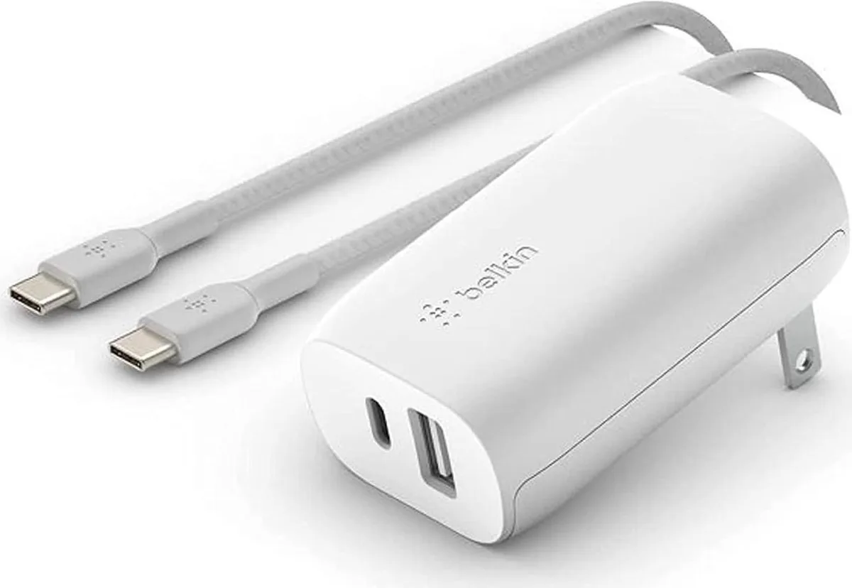 ONITOON ONITOON 32W USB-C Wall Charger with 20W & 12W Ports and Cable — product photo