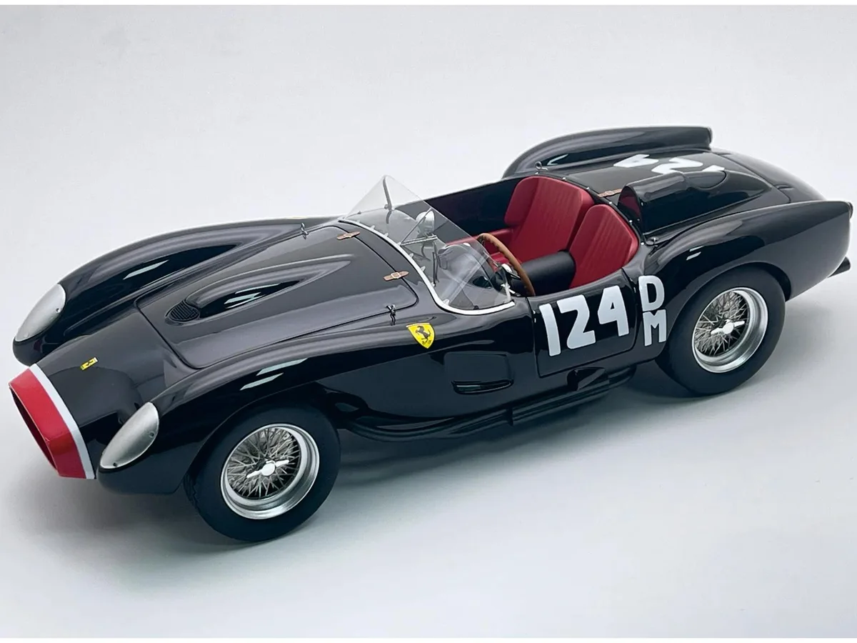 Tecnomodel Tecnomodel Ferrari 250 TR Pontoon-Fender #124 1959 1/18 Limited Edition 35 pcs — product photo