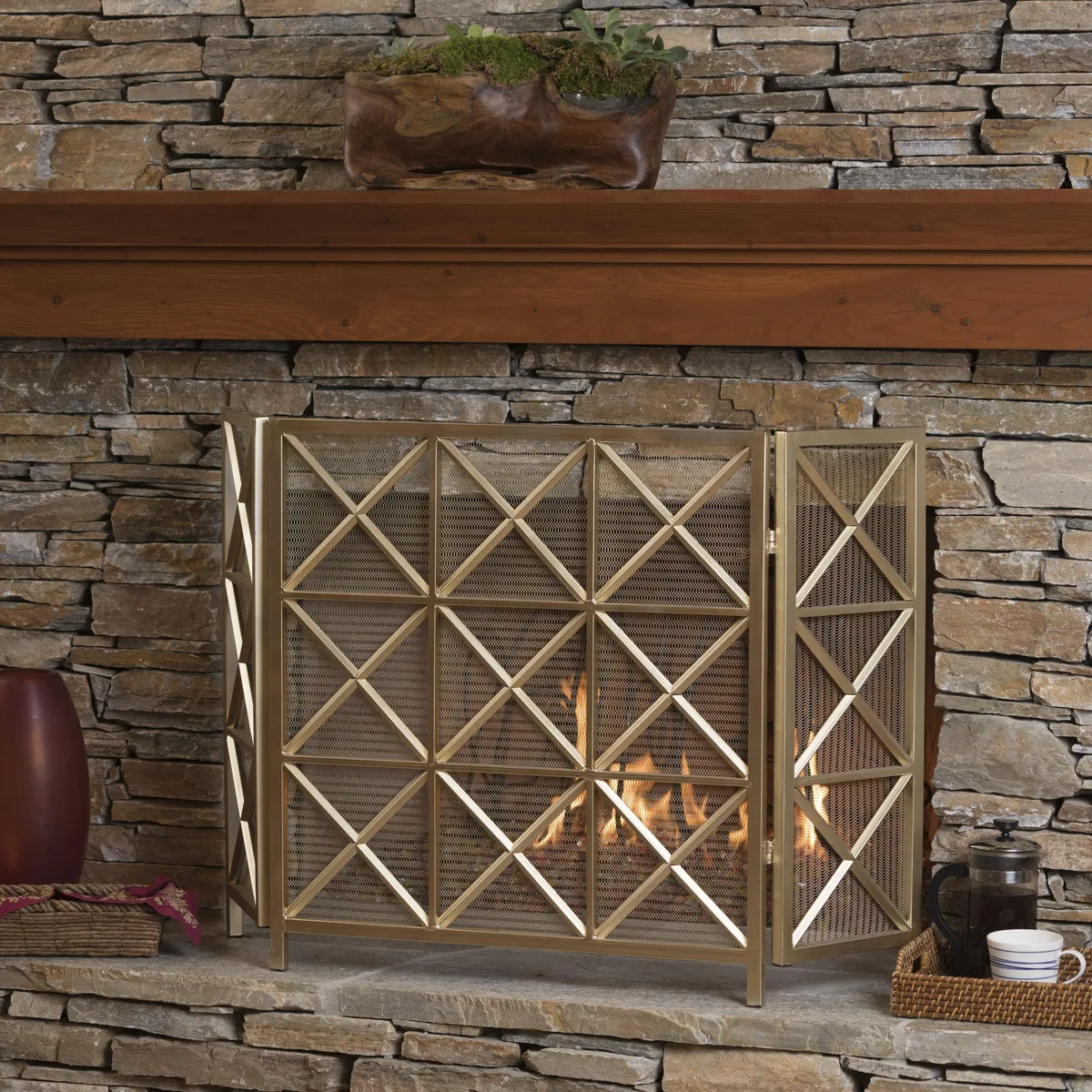 tuphen tuphen Gold fireplace screen — product photo