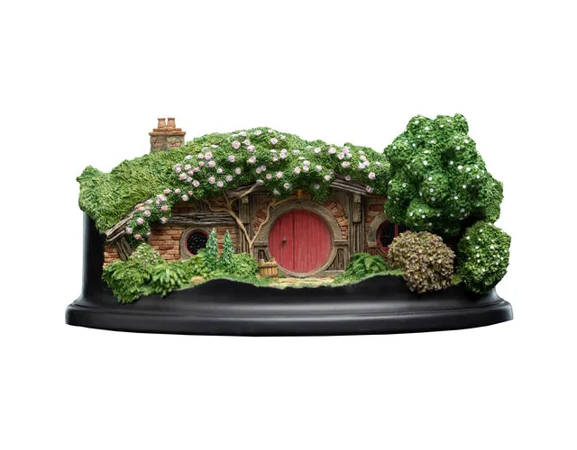 WETA WORKSHOP WETA WORKSHOP 87-10-04225 22 Pine Grove Hobbit Hole action figure — product photo