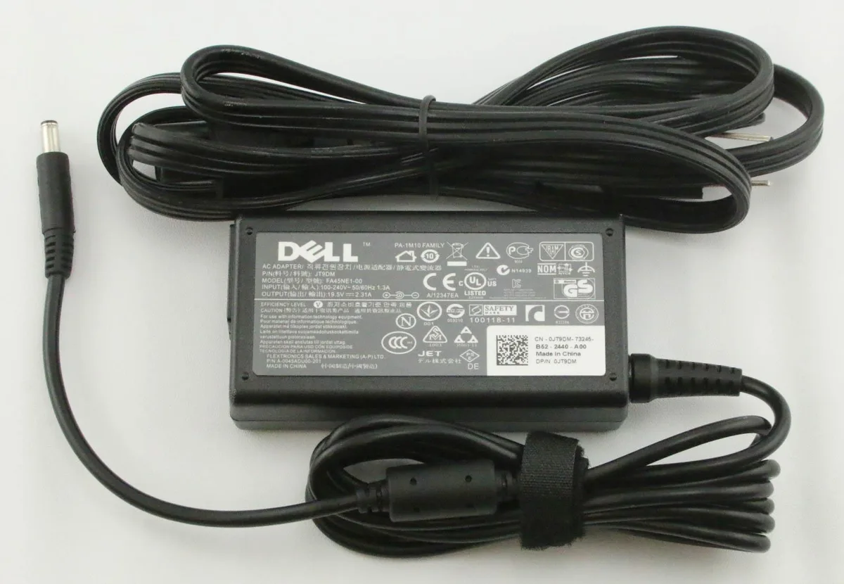 DELL DELL 3RG0T 45W 19.5V AC adapter laptop charger — product photo