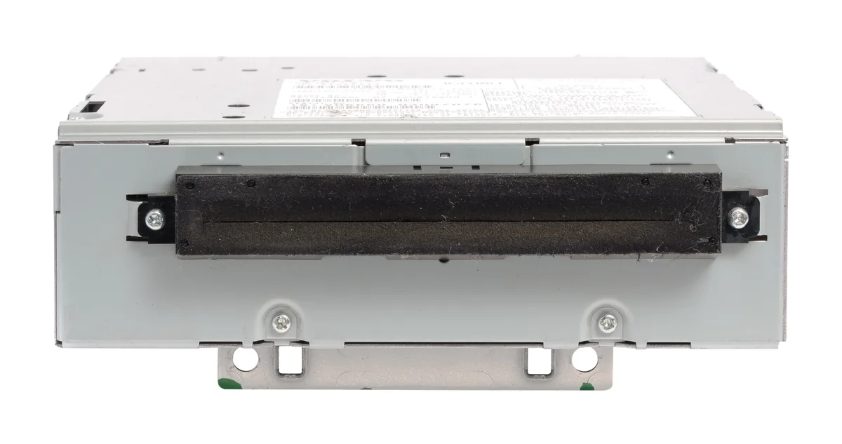 1 Factory Radio 1 Factory Radio 31328060 AM FM CD MP3 Receiver for 2009-2013 Volvo C30 C70 — product photo