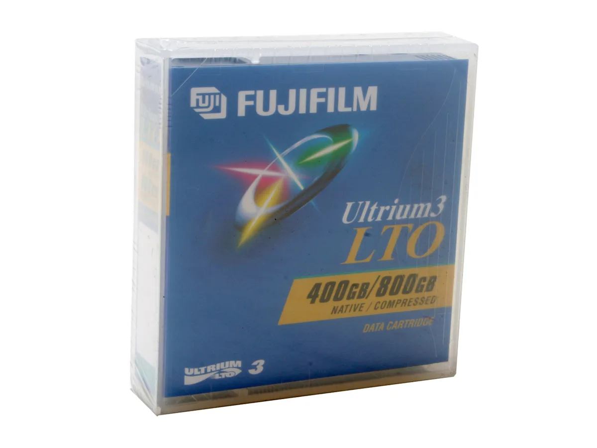 FUJIFILM FUJIFILM 26230010 LTO Ultrium 3 400/800GB backup media — product photo