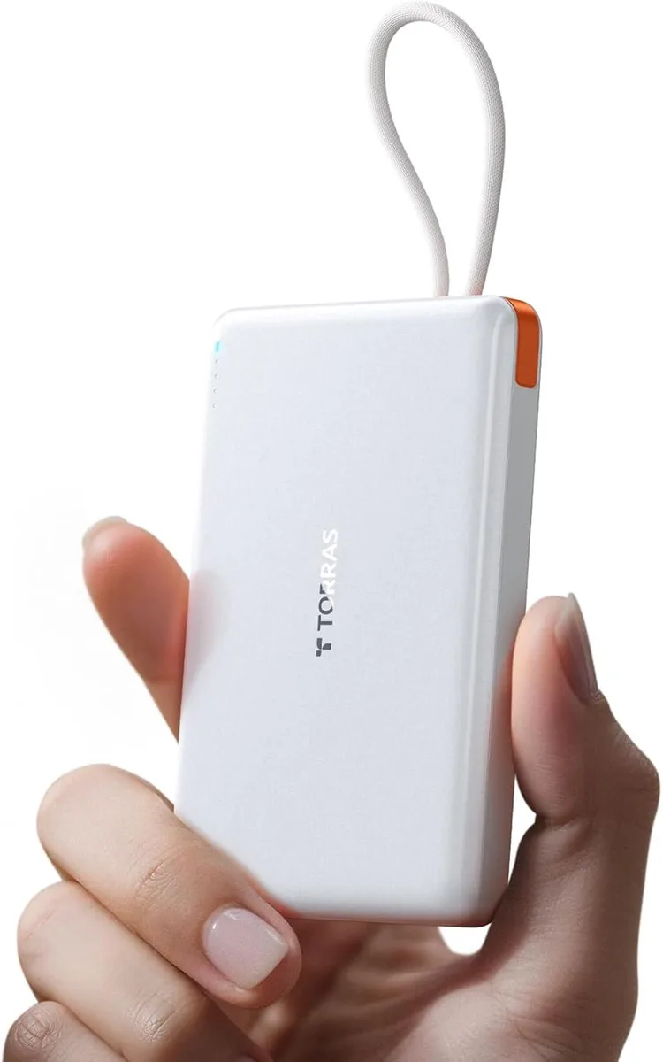 WOOJONG WOOJONG power bank 10000mAh 22.5W USB-C cable White — product photo