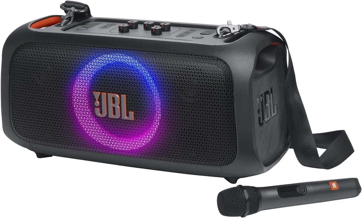 JBL JBL PartyBox On-The-Go Essential speaker accessory — product photo
