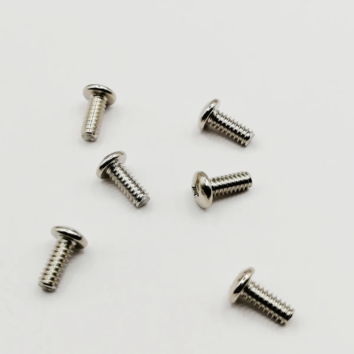 Six silver hinge screws for Oster Golden A5 clippers