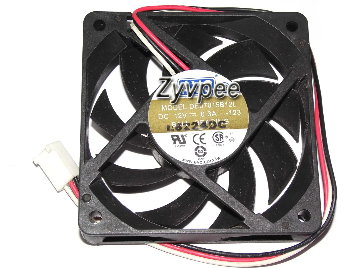 Zyvpee Zyvpee DE07015B12L -123 70x15mm 3-pin case fan — product photo