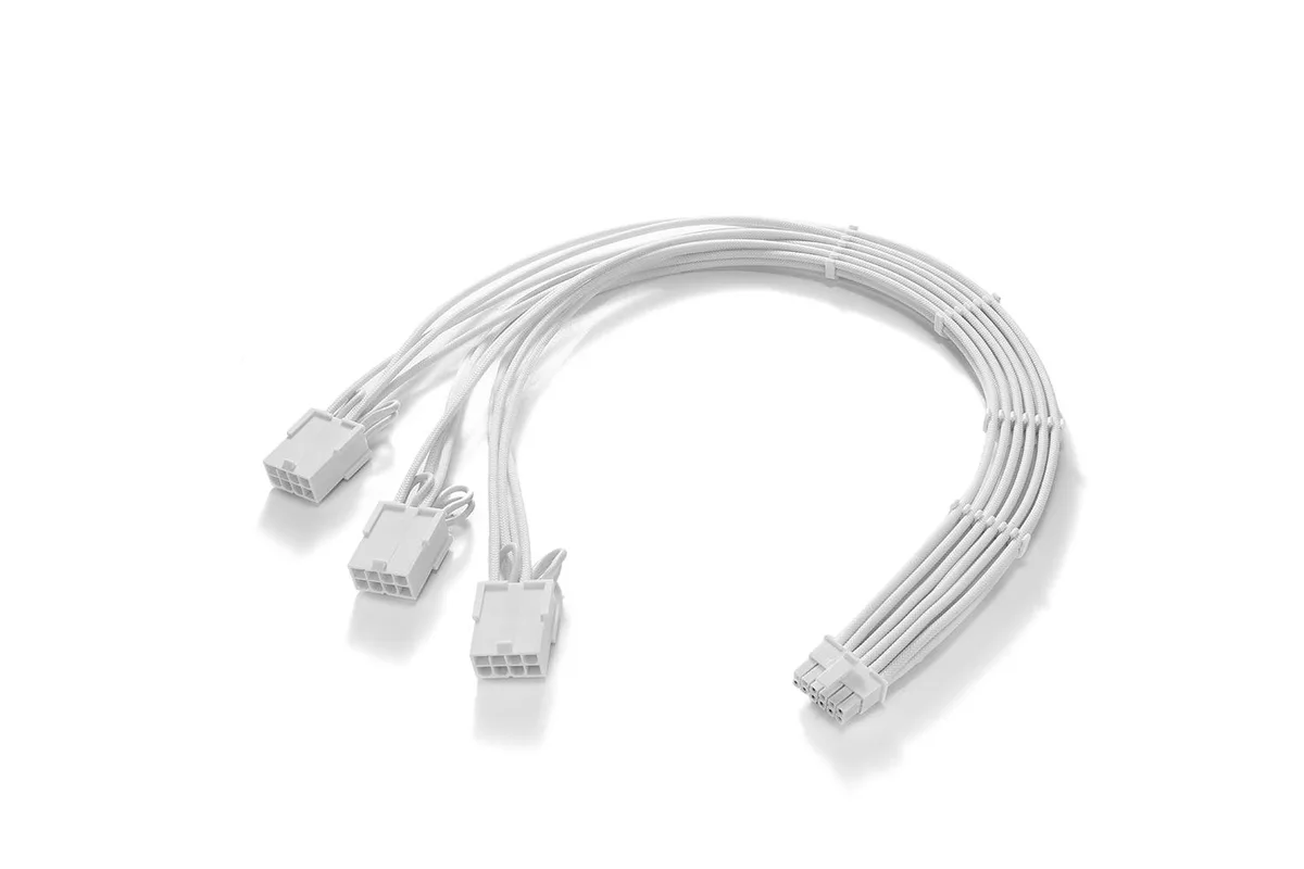 FormulaMod FormulaMod 16Pin (12+4) to 3x8Pin PCIe 5.0 Extension Cable 17.7in White — product photo