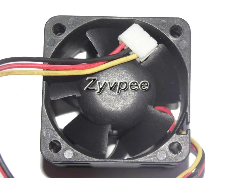 Zyvpee Zyvpee PMD1204PQB1-A 40x28mm 12V 4.0W 3-pin case fan — product photo