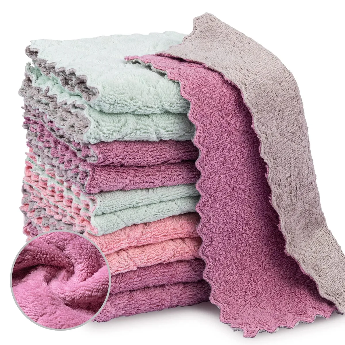 Stack of white microfiber cloths, 27 by 13 cm, 20 pack