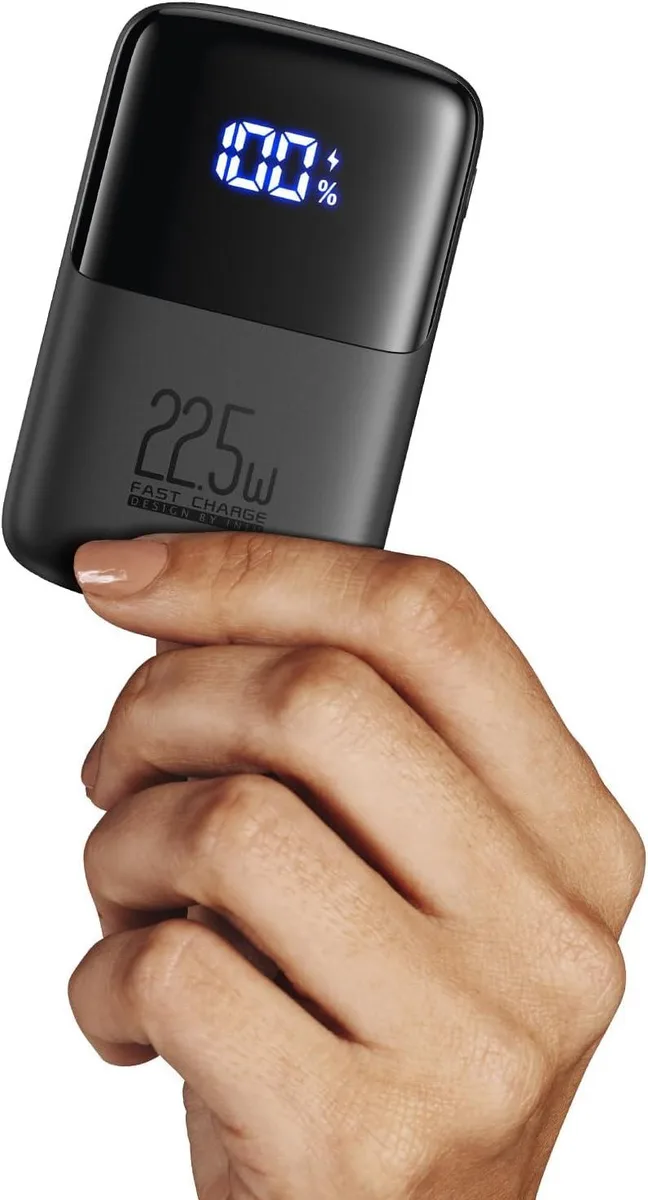  INIU BI-B61 10000mAh Power Bank 22.5W Black — product photo