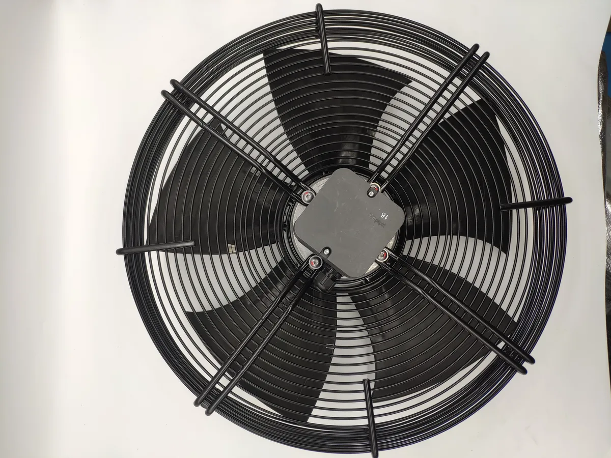 Black cylindrical case fan with centre hub and curved blades