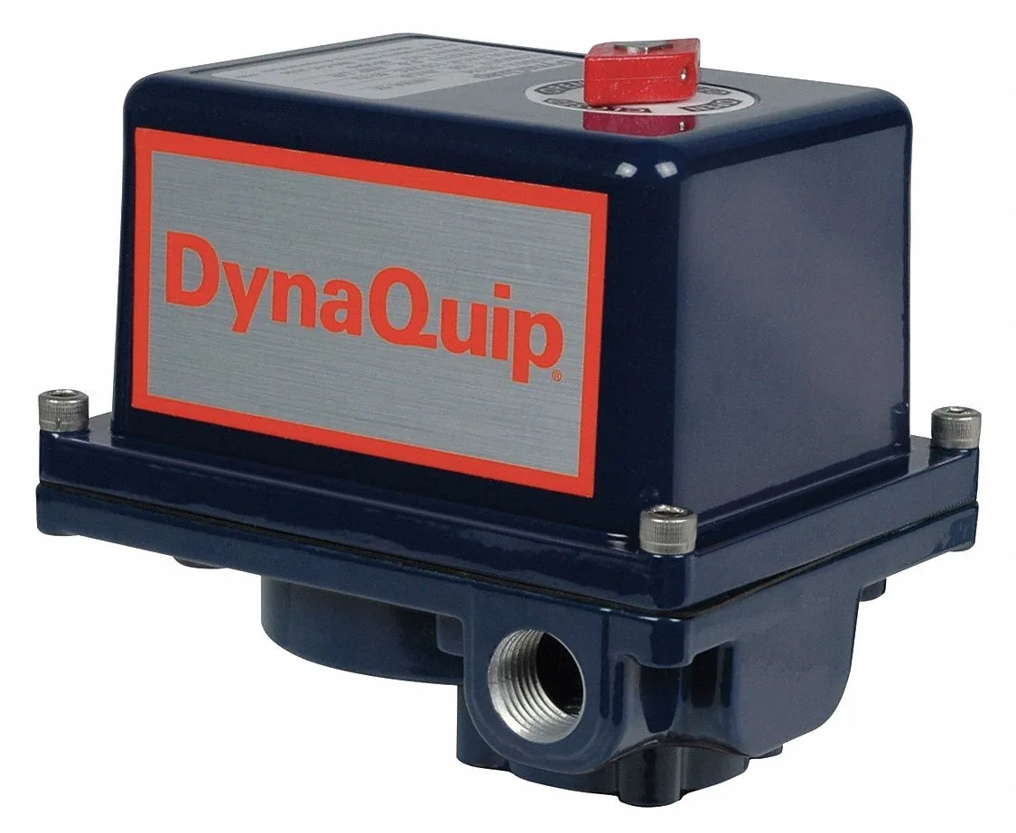 Dynaquip Controls Dynaquip Controls DE305 Actuator 300in.-lb. 120V AC — product photo