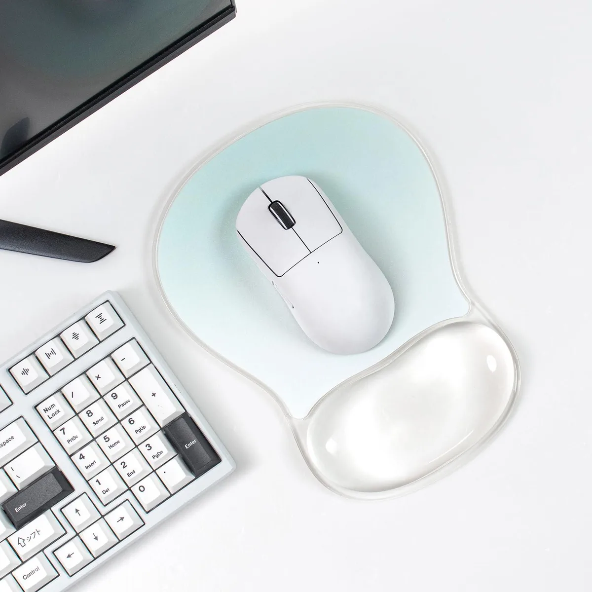  Sumgsn Gel Mouse Pad Wrist Rest Gradient Green 9.25 x 4.67 in — product photo