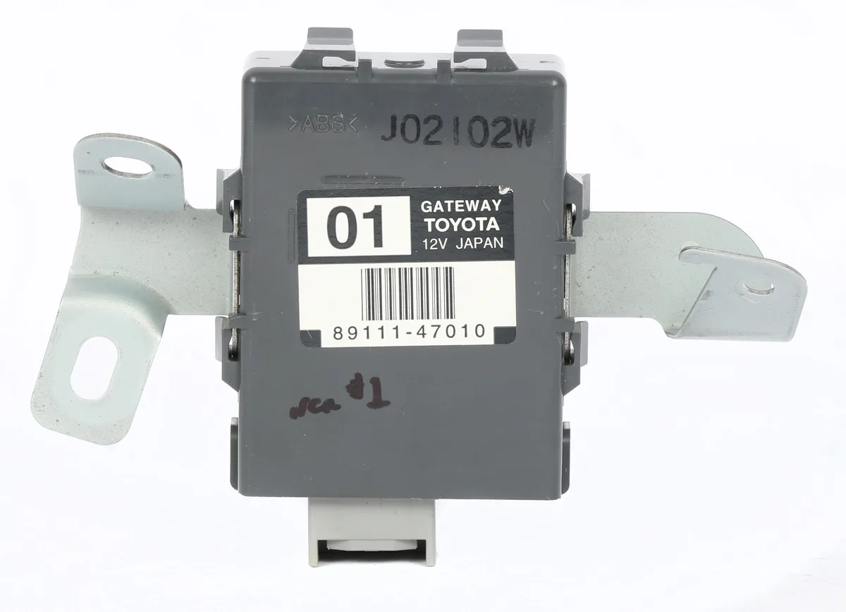 1 Factory Radio 1 Factory Radio ABS Control Module 89111-47010 12V Gateway 2001-2003 Toyota Prius — product photo