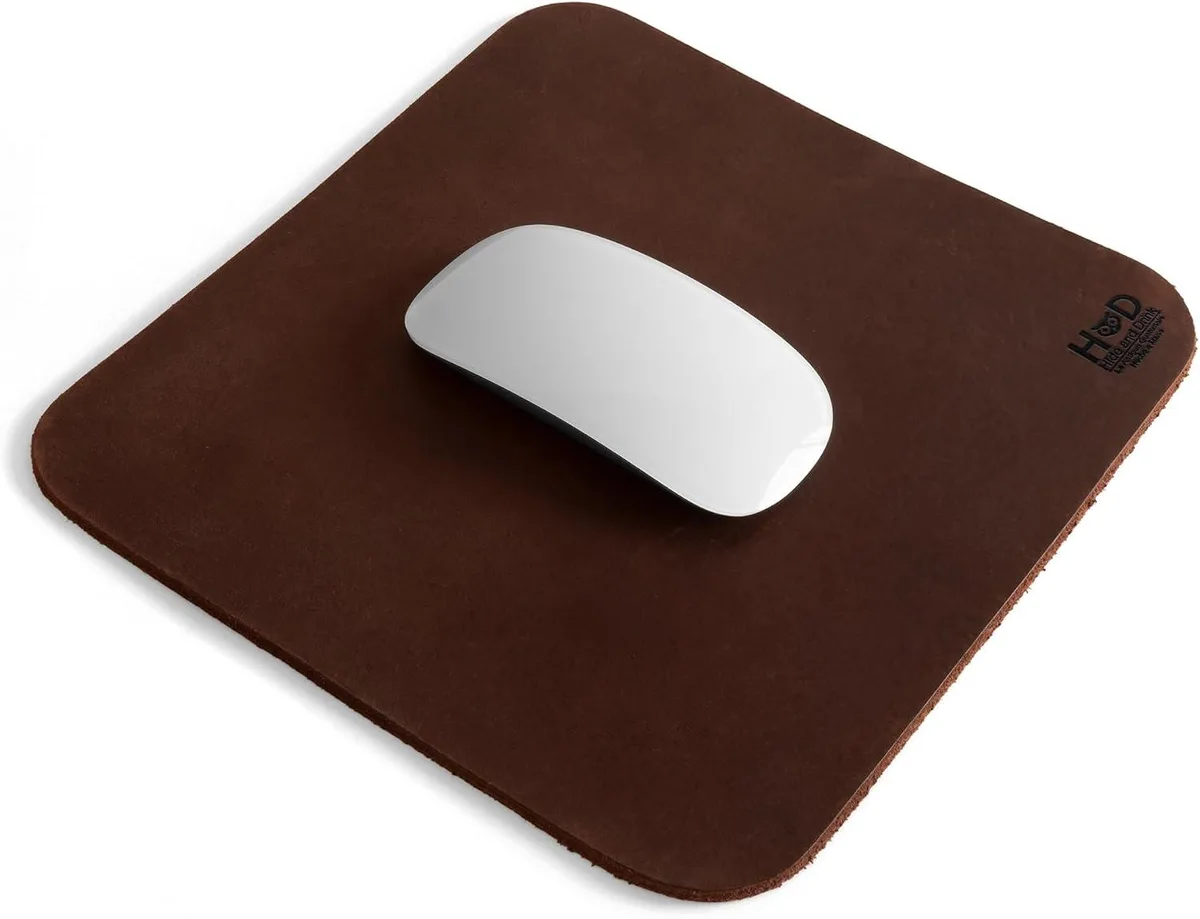 BAOFENG BAOFENG Genuine Leather Mouse Pad Brown &amp; Black Large — product photo