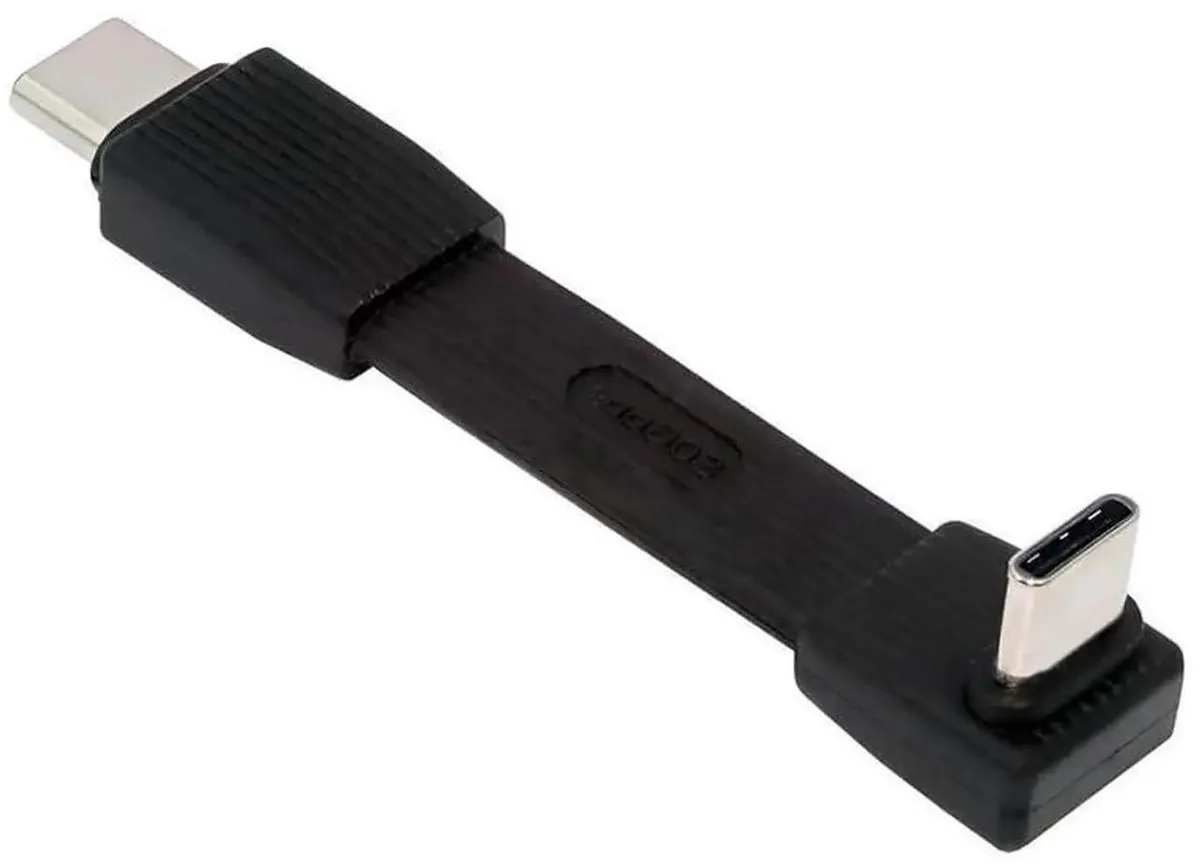 SMUGDESK SMUGDESK 67MM 240W USB5.0 80Gbps 90° Up Angled Extension Cable — product photo