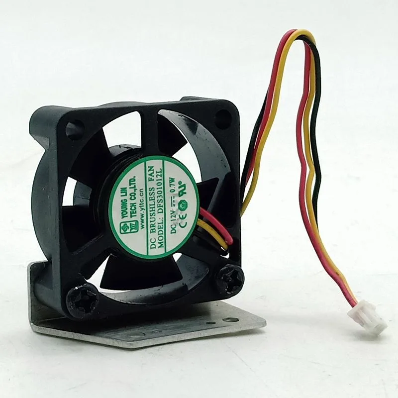 SXDOOL SXDOOL DFS301012L 30mm 12V 3-pin case fan — product photo