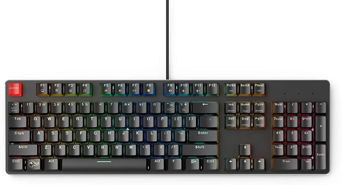 FOCUSTEC FOCUSTEC GMMK-BRN Gaming Keyboard Full Size 104 Key Brown Switches Hot Swap Black — product photo